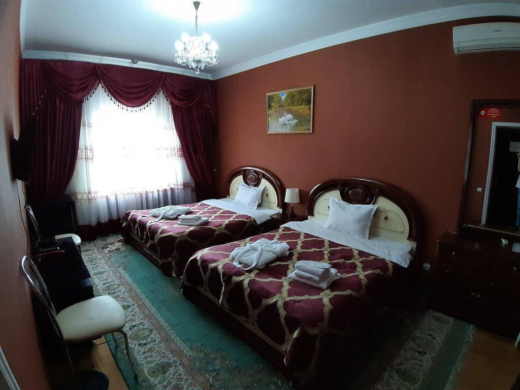 Sarbon Hotel Tashkent Exterior photo