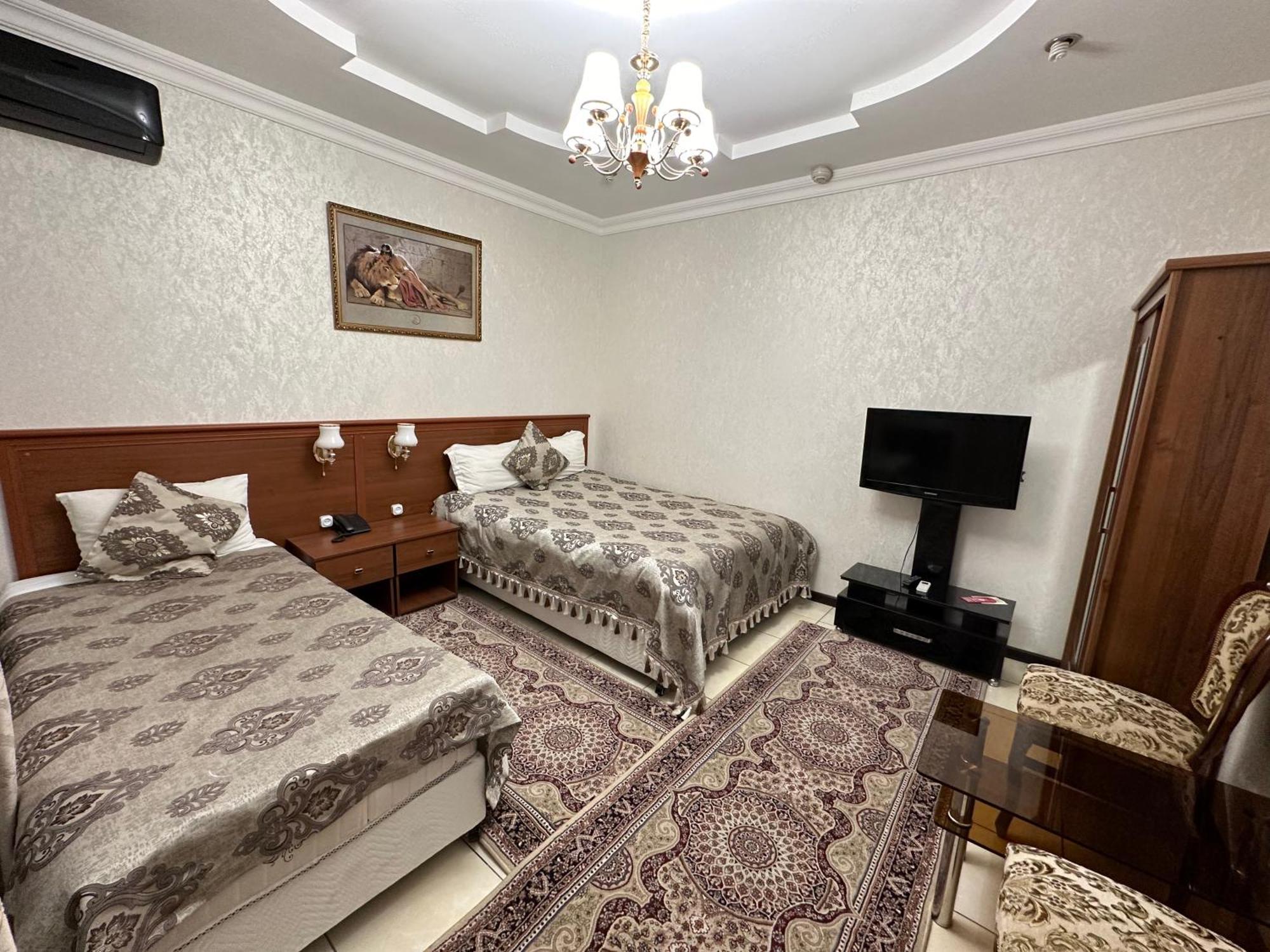 Sarbon Hotel Tashkent Exterior photo