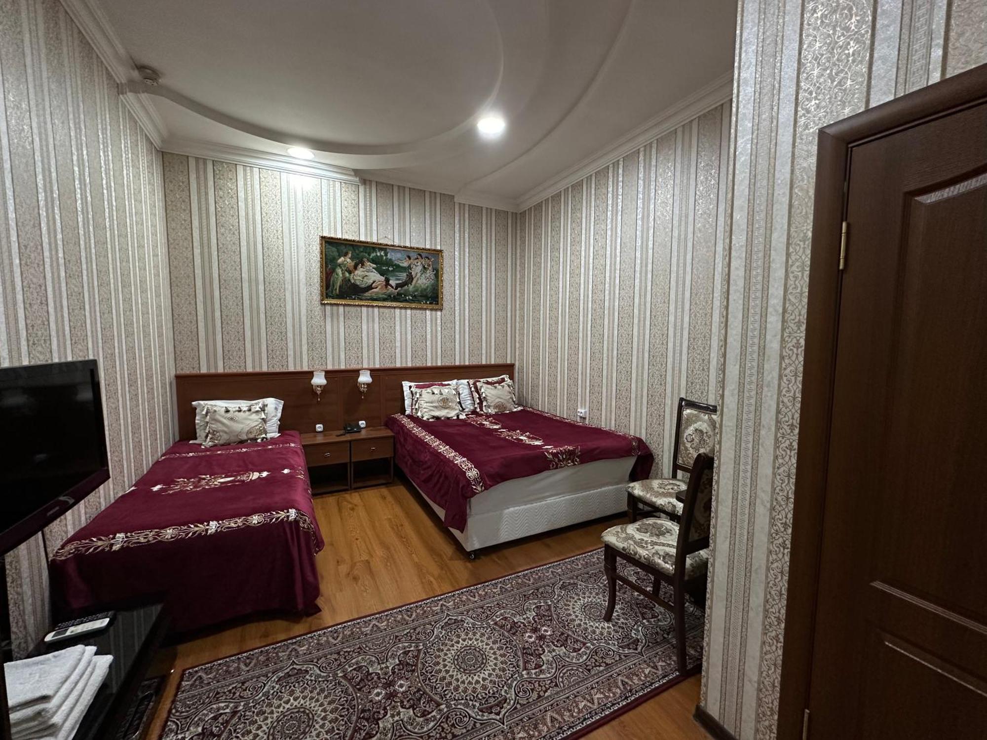 Sarbon Hotel Tashkent Exterior photo