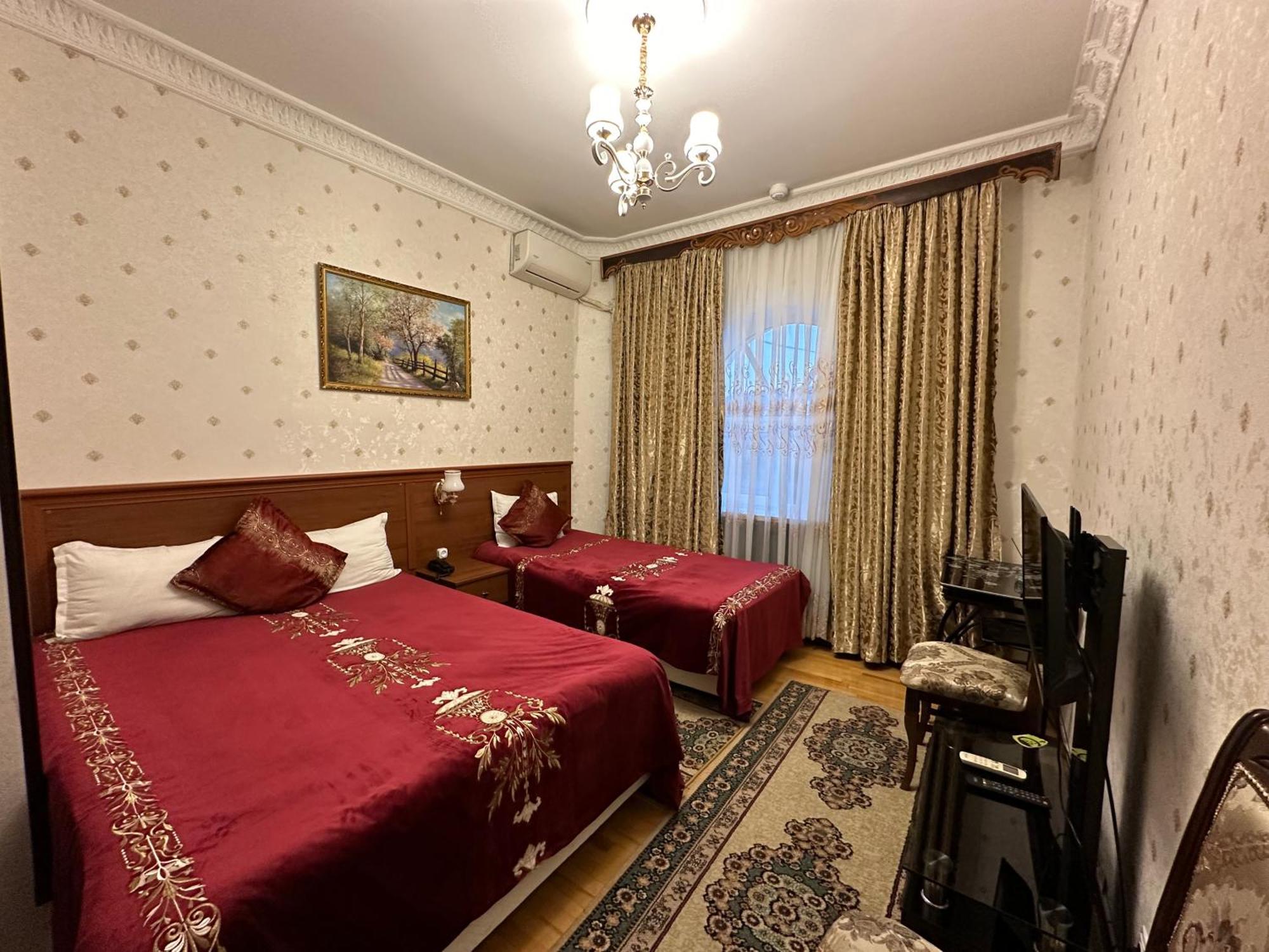 Sarbon Hotel Tashkent Exterior photo