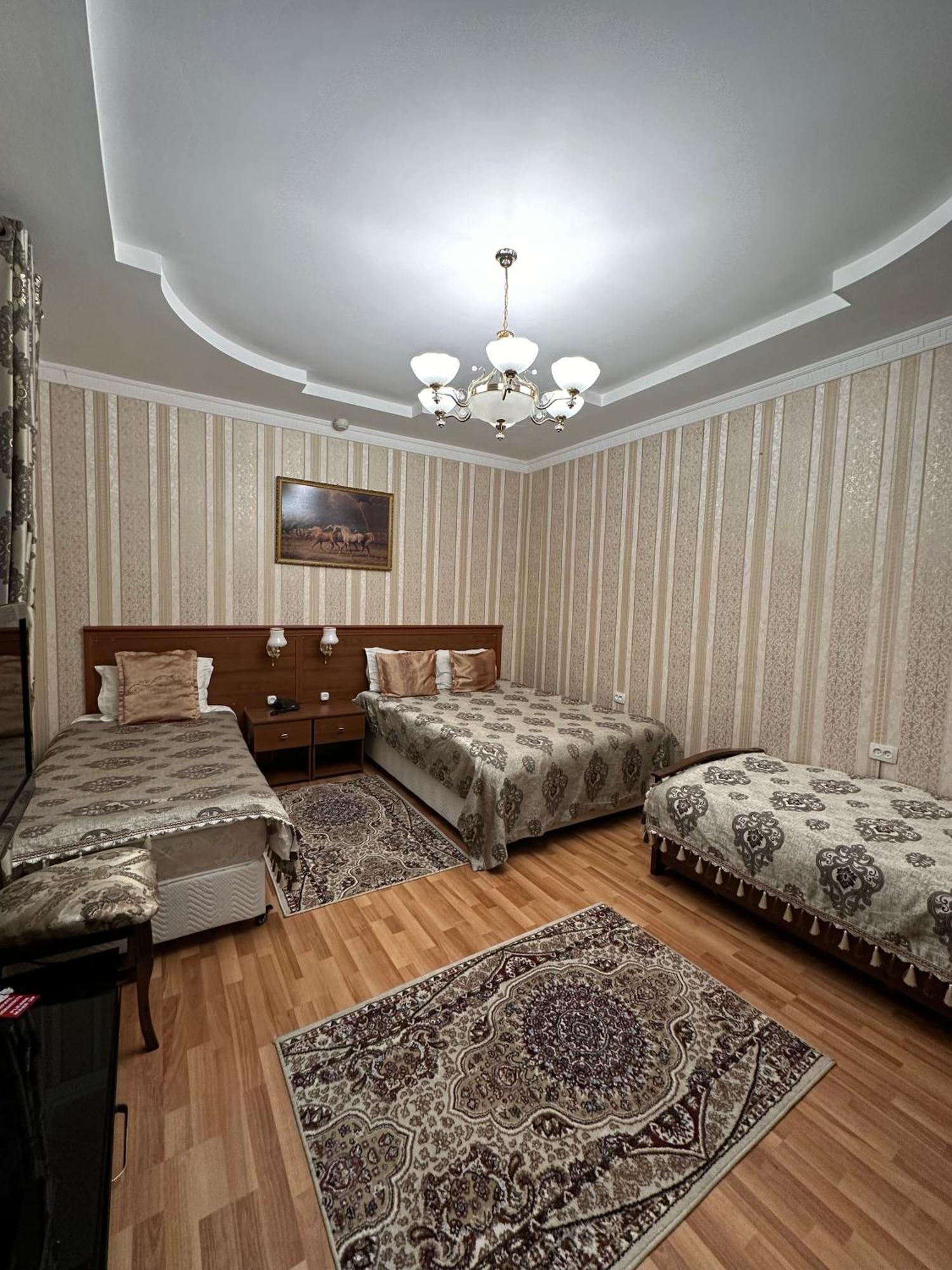 Sarbon Hotel Tashkent Exterior photo