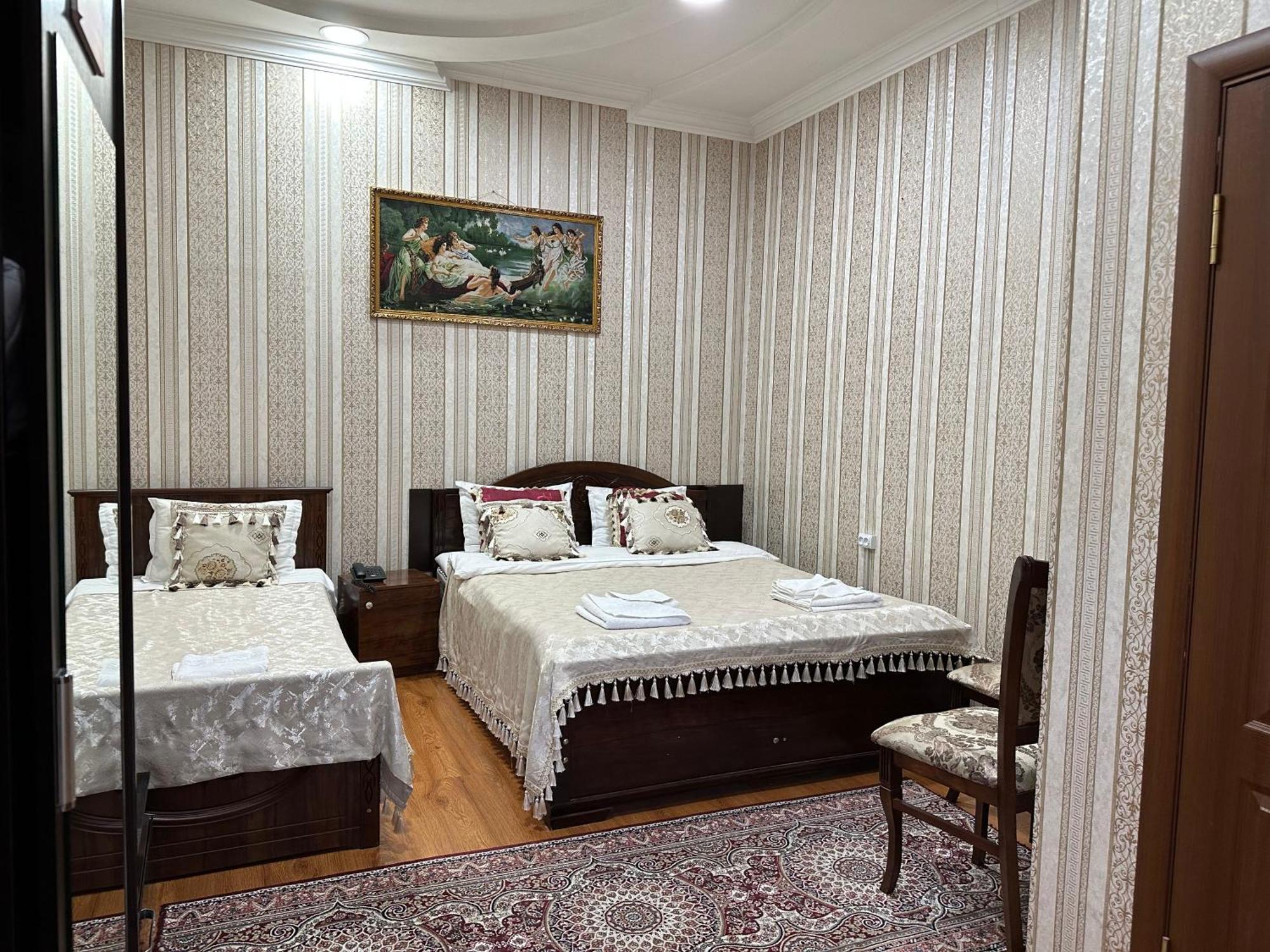 Sarbon Hotel Tashkent Exterior photo